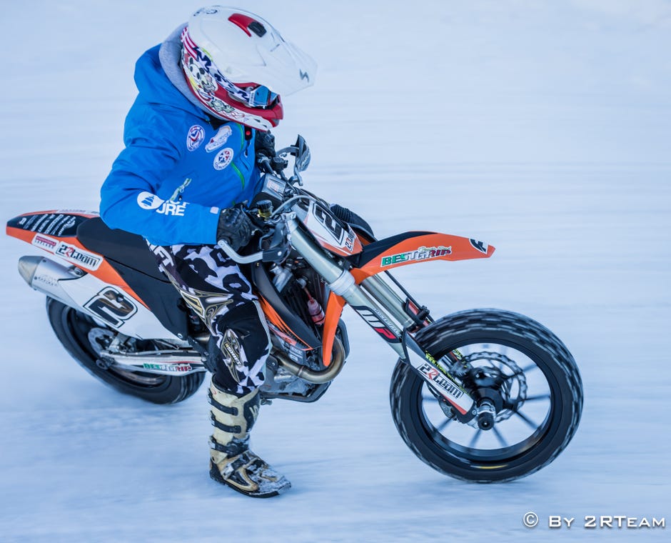 Roulage en Andorre ouvert au SSV, moto.