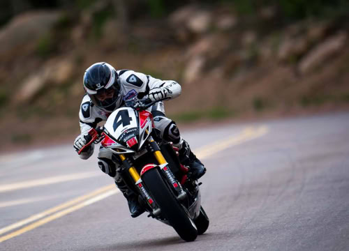 Olivier Ulmann à Pikes Peak sur Ducati 1098 Streetfighter
