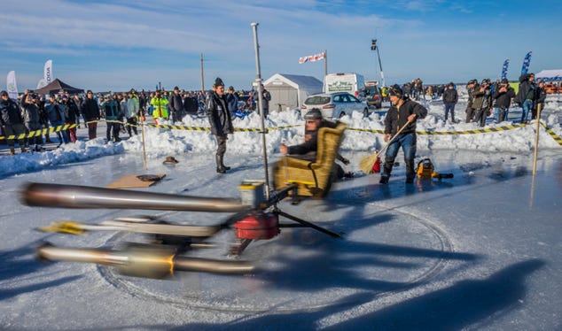 Course vitesse pure sur glace à Årsunda en Suède pour la Speed Weekend
